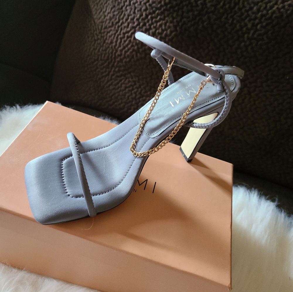 NIB Sandals by Simmi London
